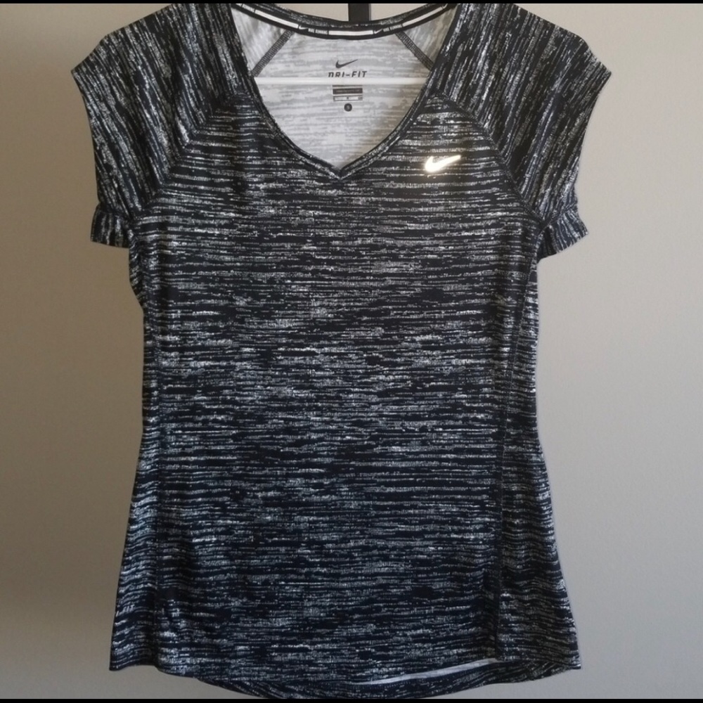 Womens Nike small